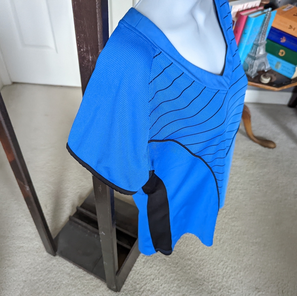 Bolle Blue Fitted Active Shirt Size Large - Picture 4 of 9